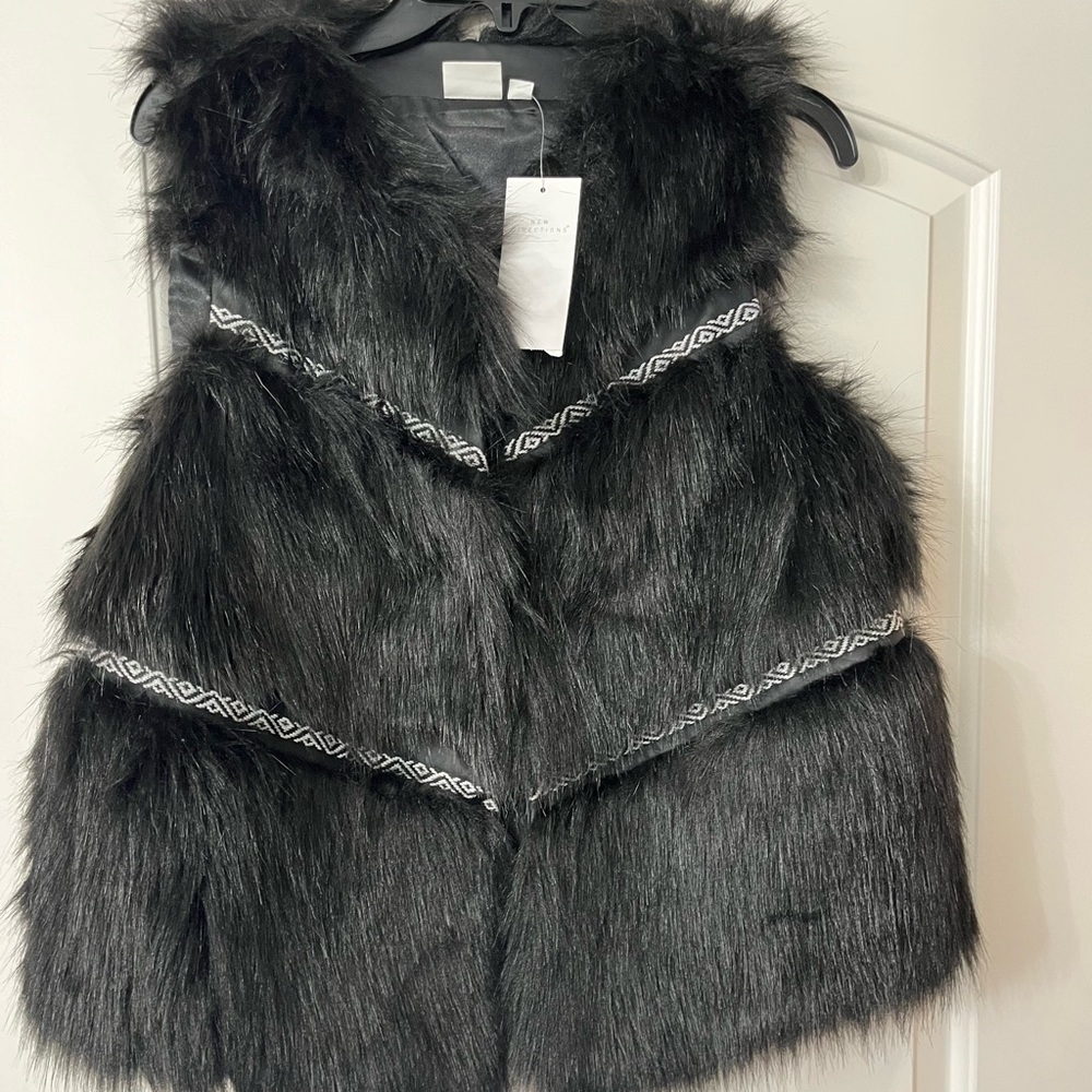 Black vest faux fur